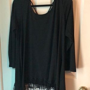 Black top with fringe bottom
